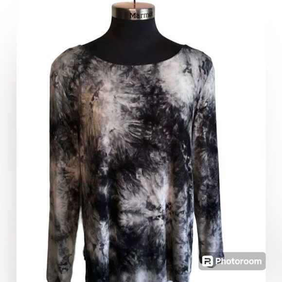 Karen Kane Top - Picture 1 of 5